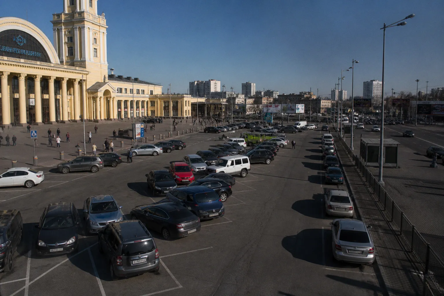 Alquiler de coches en Járkov (Ucrania): guía práctica