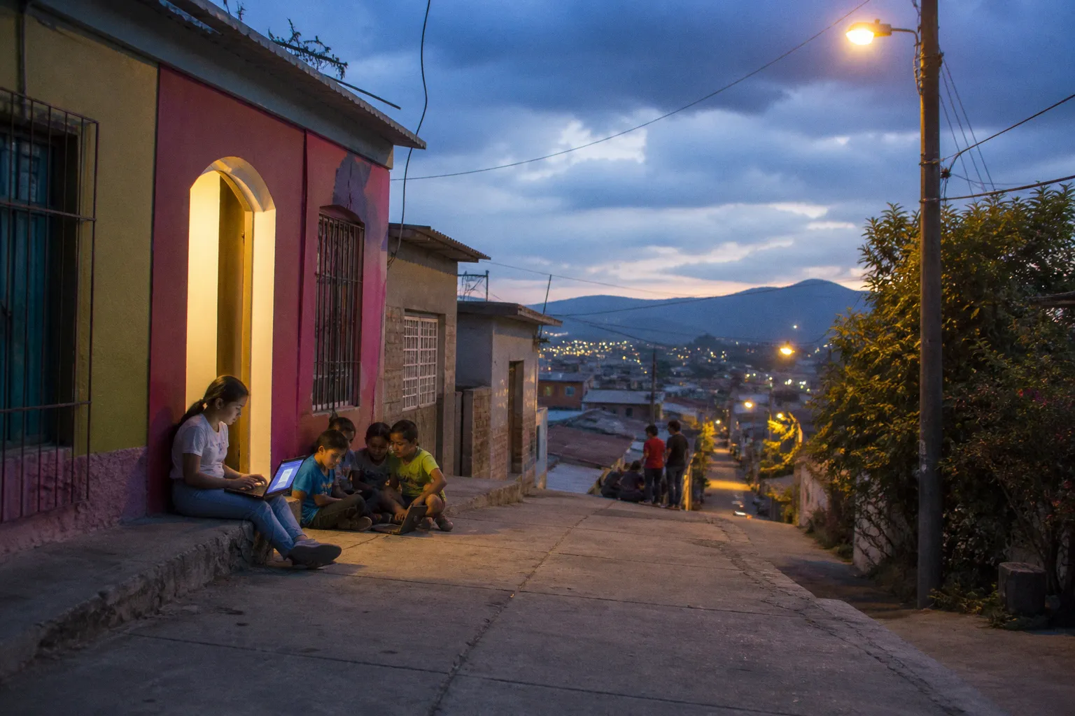 Juventud nicaragüense: el motor para cerrar la brecha digital y fomentar la inclusión