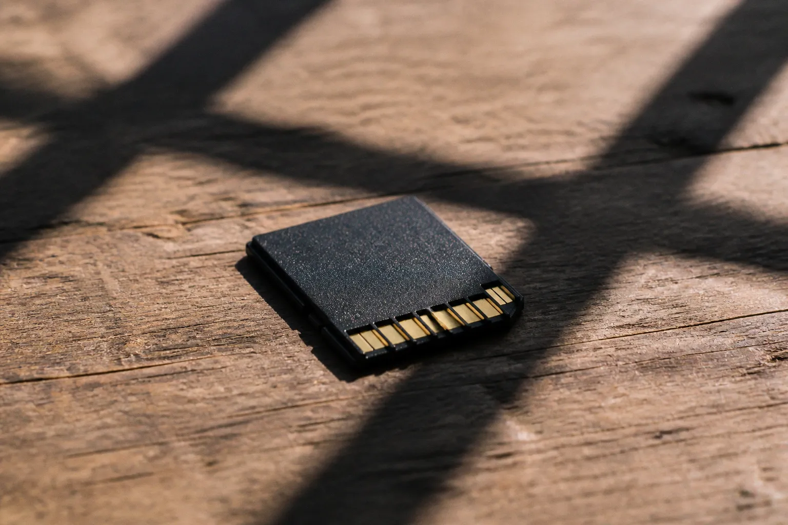 Metadatos en archivos: el error que expone tu privacidad