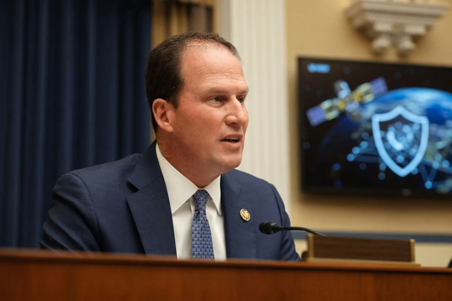 Nuevas leyes en EE. UU. para modernizar las redes satelitales y blindar la seguridad digital