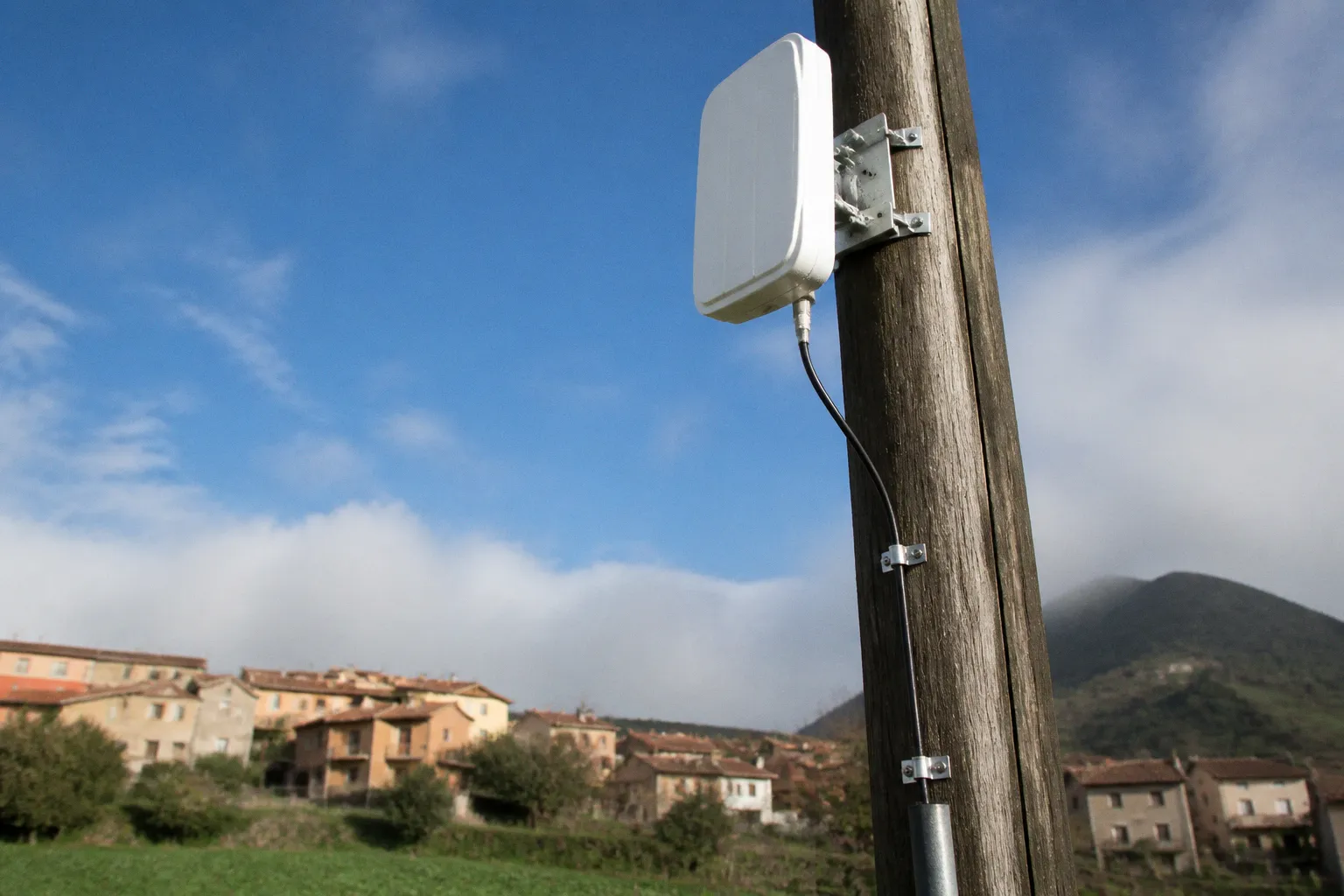 Punto de acceso wifi exterior: guía de instalación comunitaria